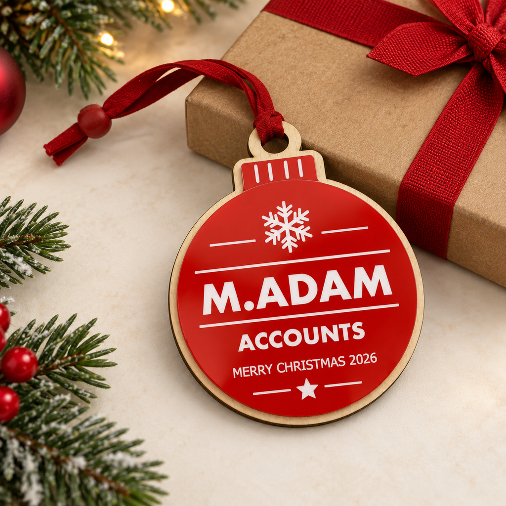 Red Personalised Christmas Bauble — Design 3 Snowflake 2026