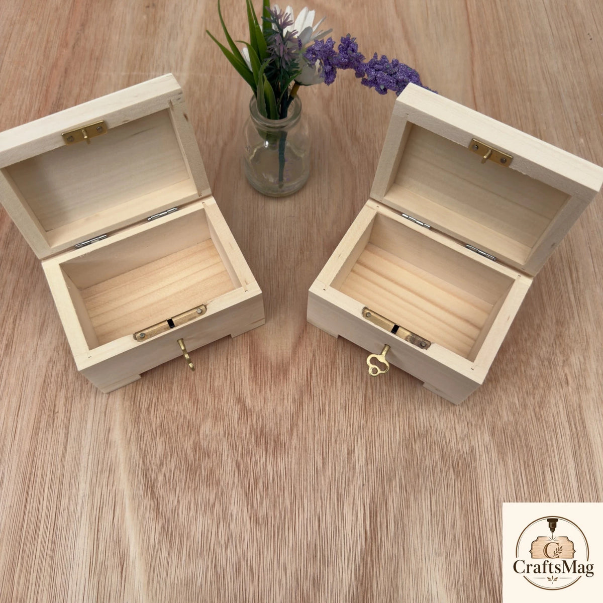Personalised Wood Engraved Jewellery Box Small Chest with Locker Gift for Her — photo 3