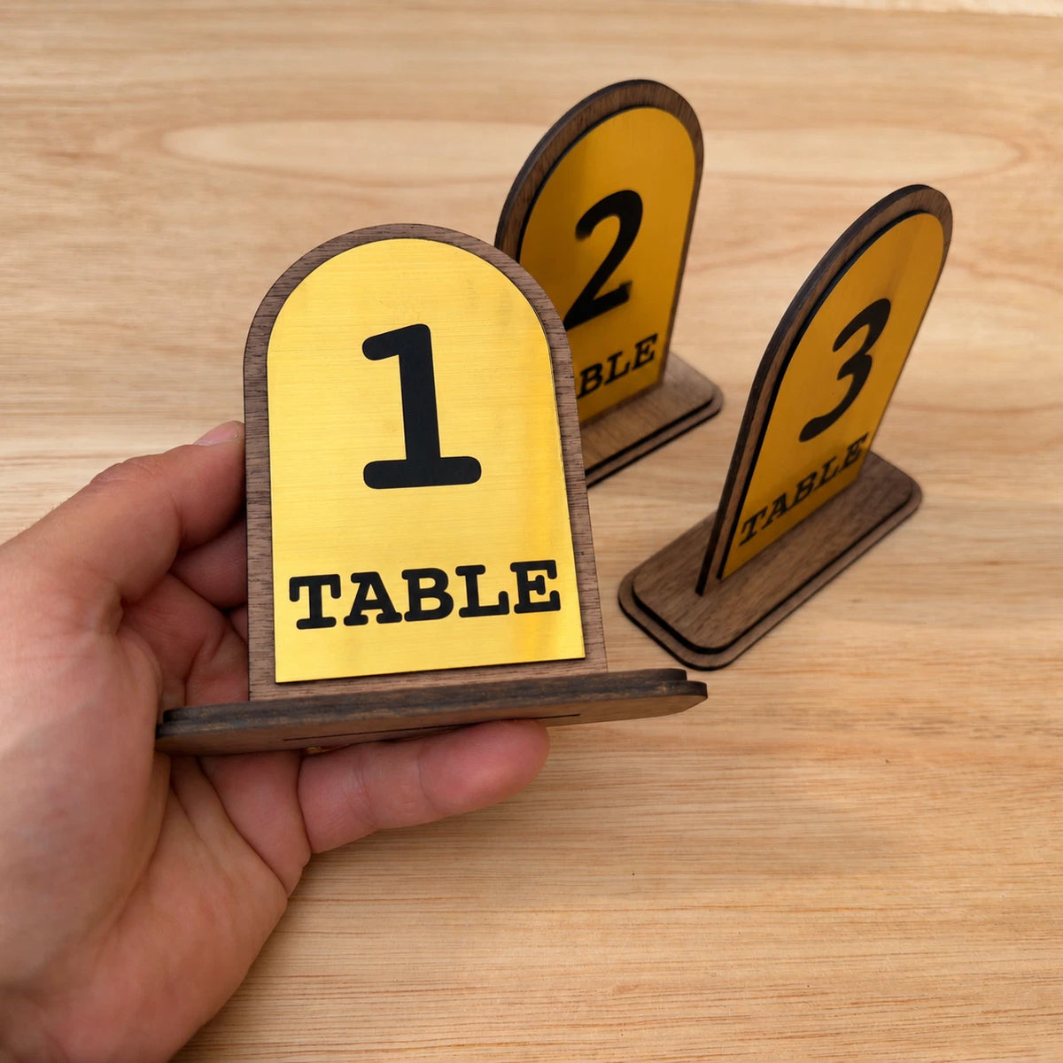 Freestanding Table Numbers Gold Acrylic Walnut Wood Wedding Pub Restaurant 3-20 — photo 3
