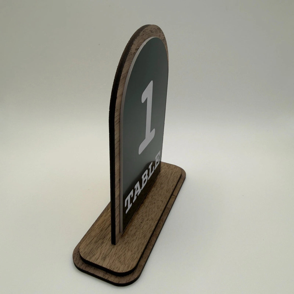 Table Numbers Black White Acrylic Walnut Wood Arched Wedding Restaurant 3-20 — photo 3